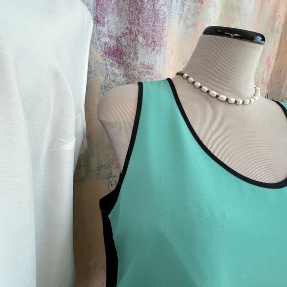 VTG๐Two Plus Size Viscose Blend Tank Tops - Picture 6 of 13